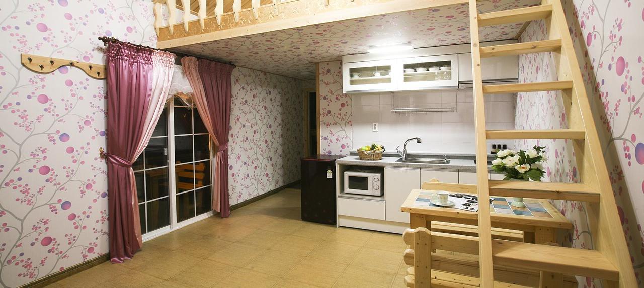 פיאונגצ'אנג Gold Castle Pension מראה חיצוני תמונה